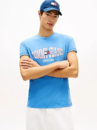 T-shirt Tommy Jeans con logo bandiera ondulata