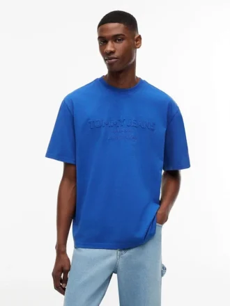 T-shirt Tommy Jeans con logo effetto consumato