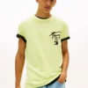 T-shirt Tommy Jeans con logo spray T-shirt Tommy Jeans con logo spray