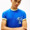 T-shirt Tommy Jeans con logo spray T-shirt Tommy Jeans con logo spray