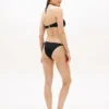 Top bikini a fascia con anello Top bikini a fascia con anello