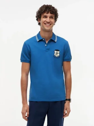 Vestibilità regolare Polo in piqué con stemma monogramma Vestibilità regolare Polo in piqué con stemma monogramma