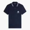 Vestibilità regolare Polo in piqué con stemma monogramma Vestibilità regolare Polo in piqué con stemma monogramma