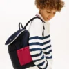 Zaino con patta a blocchi di colore per bambini Zaino con patta a blocchi di colore per bambini